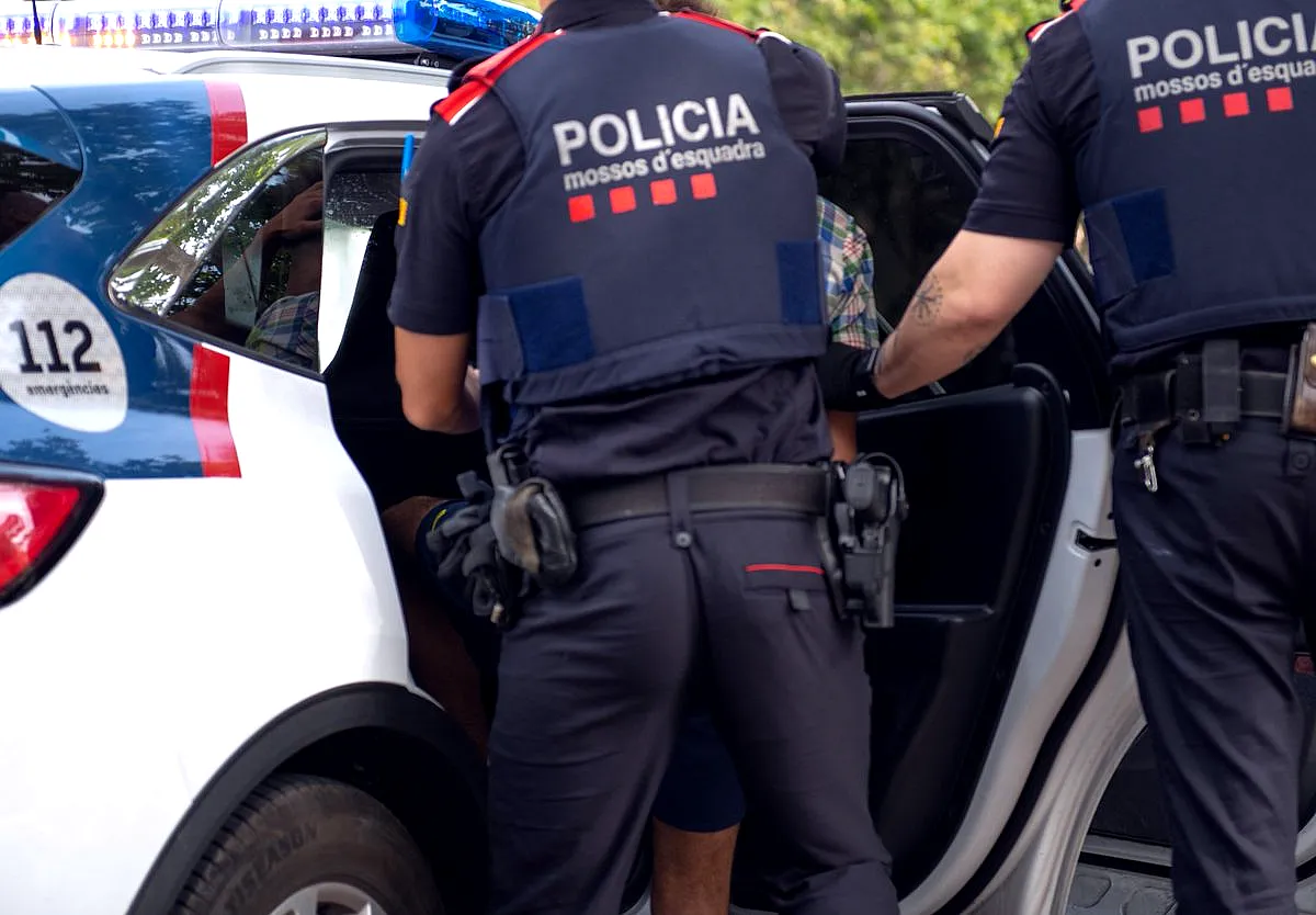 Detenido en Corbera de Llobregat el presunto autor de dos robos con explosivos a cajeros en Alemania